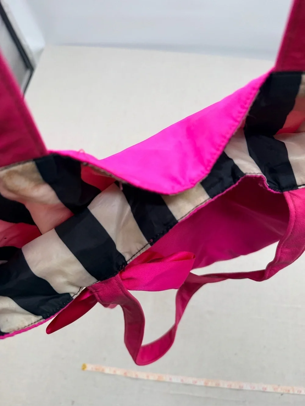 Juicy Couture Bright Hot Pink Tote with Bow and Branded Plaque